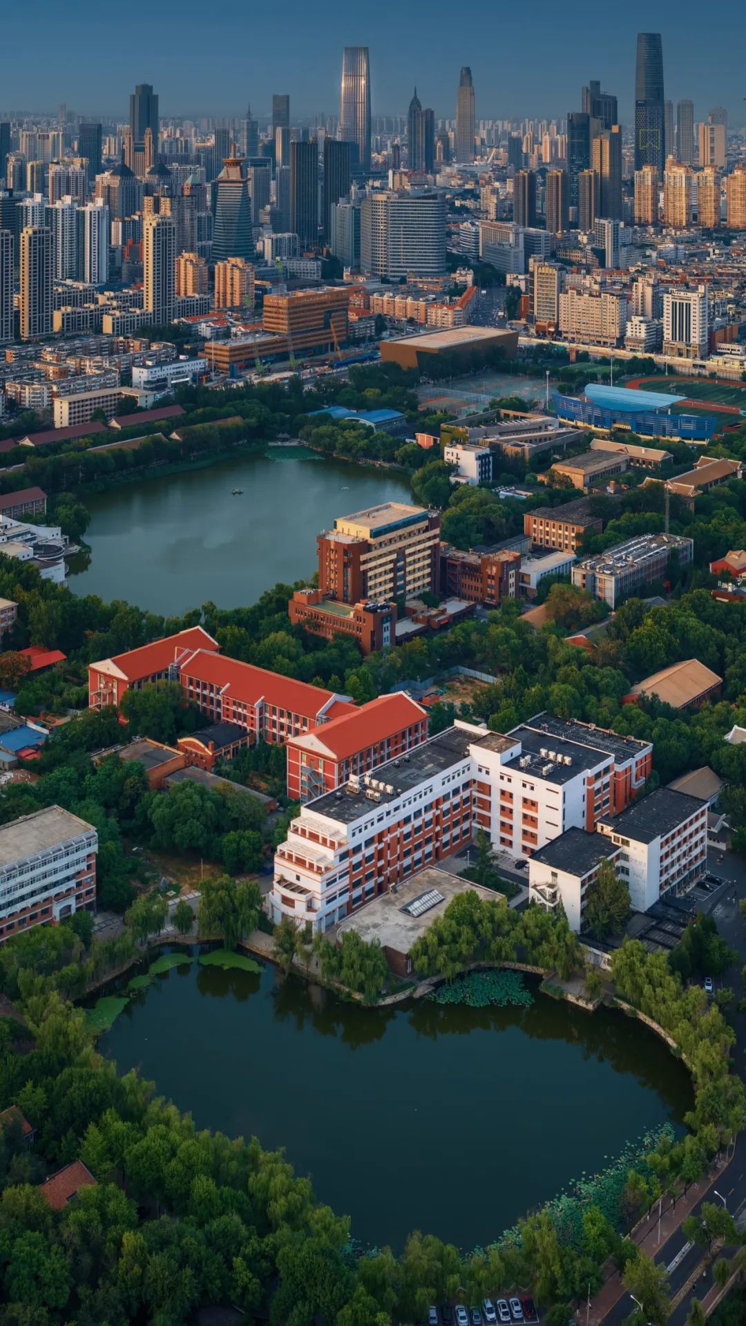 天津大学